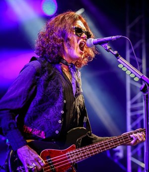 GLENN HUGHES